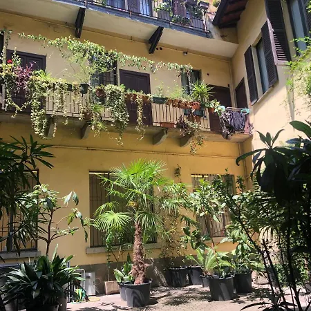 Il Tetto Fiorito Dell'Isola Apartment Milan Exterior photo